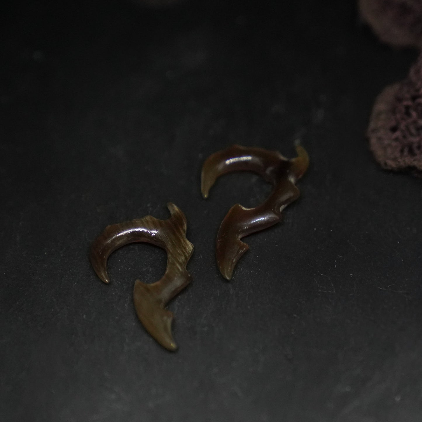 Buff Horn Taper (small)