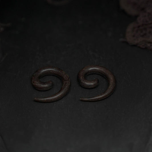 Coco Spiral Tapers